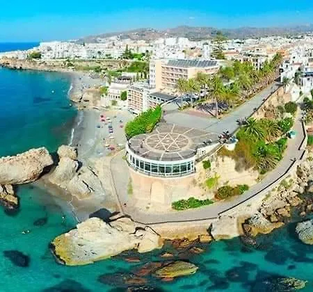 Centro, Playa Carabeo * Nerja